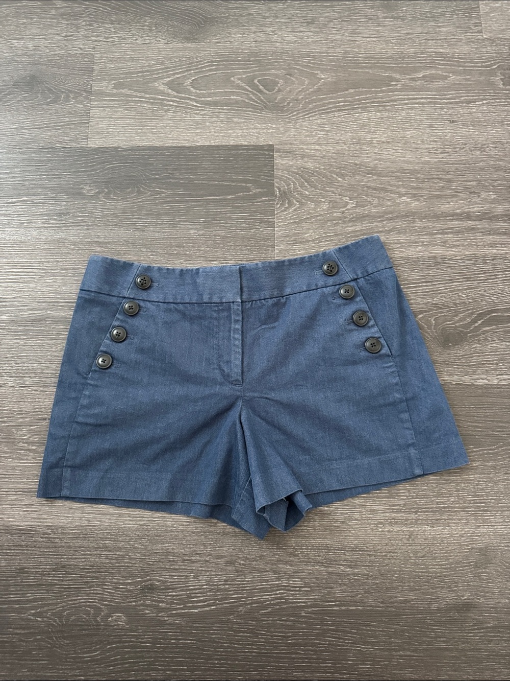 Loft Women's Navy Button-Accent Sailor Shorts